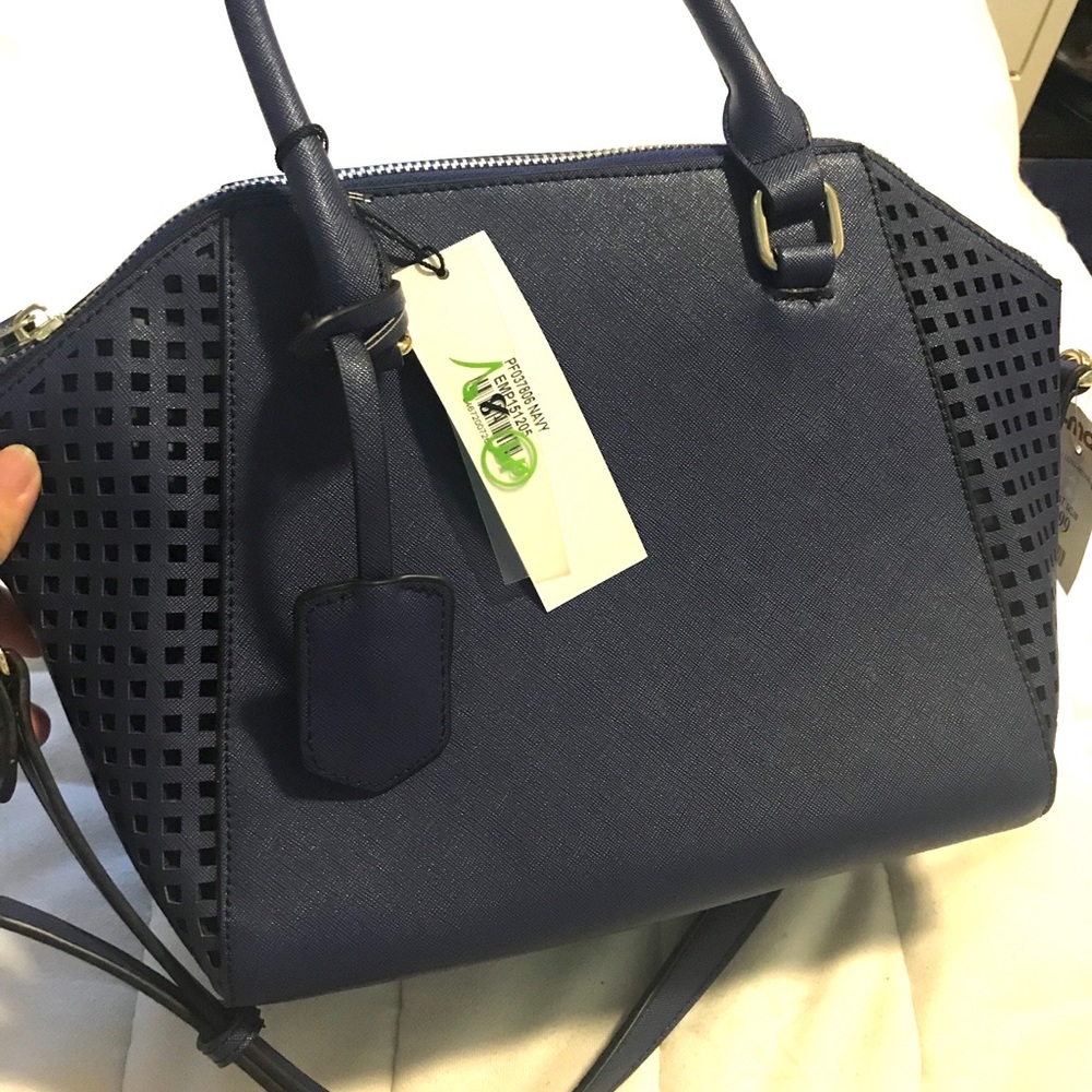 NWT tote bag with strap.
